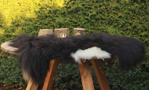 IJslandse schapenvacht zwart (105x65cm)